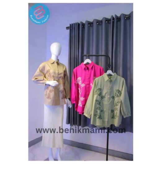 Blus Kerah Bordir Bunga Lengan Panjang