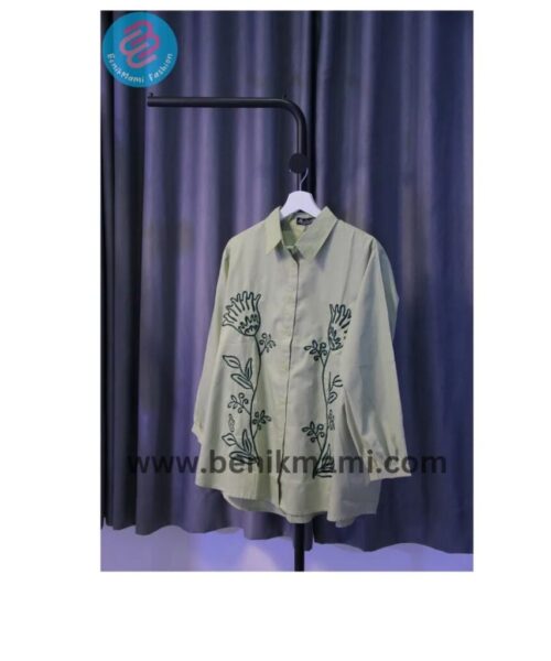 Blus Kerah Bordir Bunga Lengan Panjang